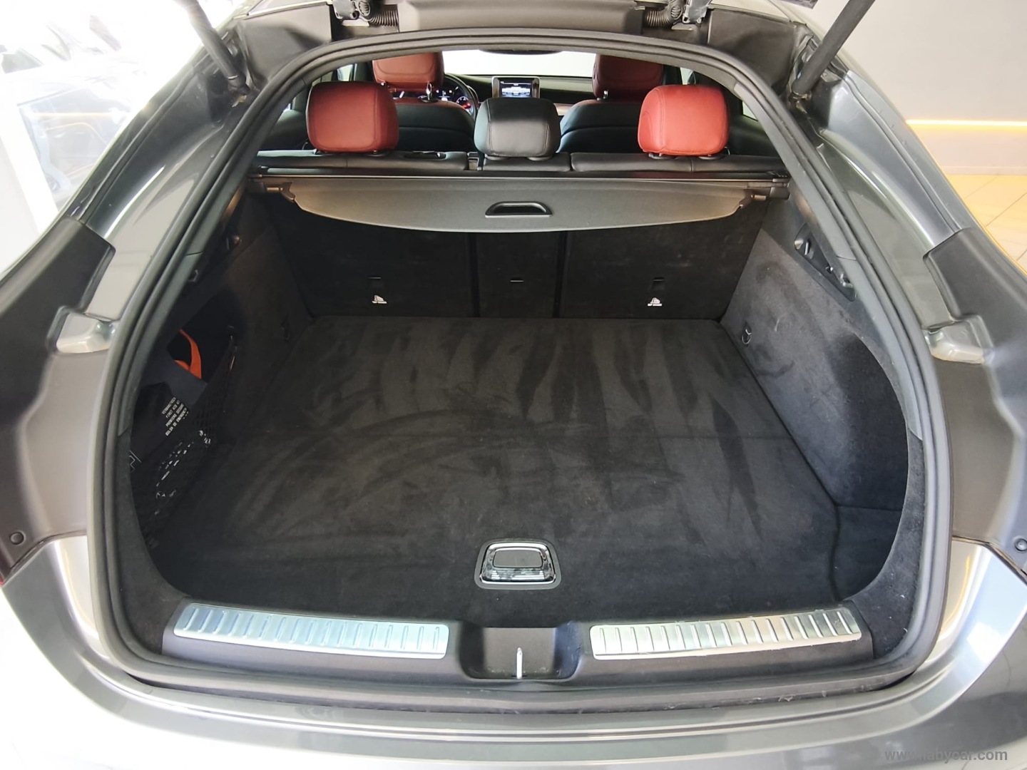 GLC 250 4Matic Coupé Premium AMG - immagine 14