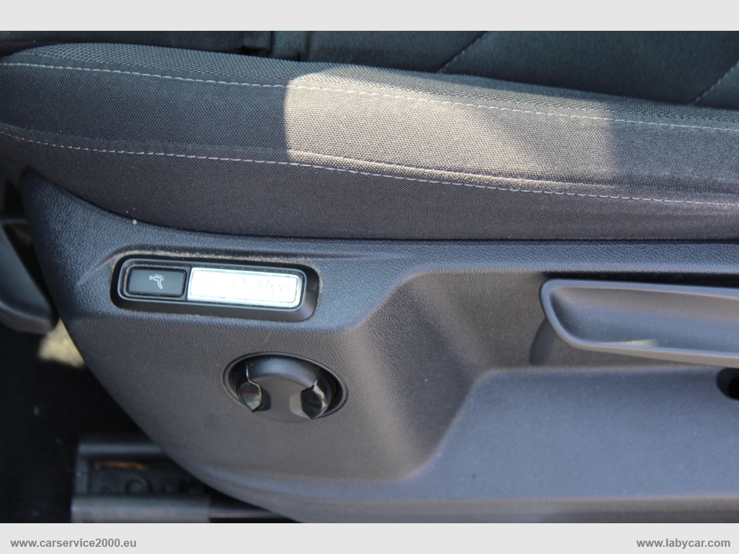 Tiguan 2.0 TDI DSG 4MOTION Advanced BMT - immagine 14