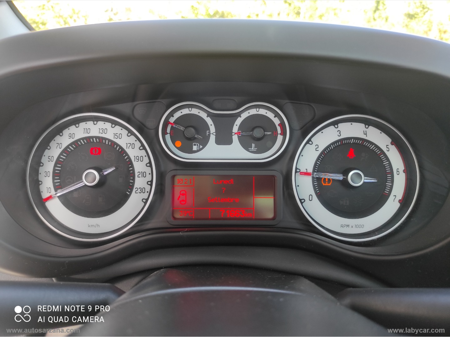 500L 1.6MJT TREKKING - immagine 14