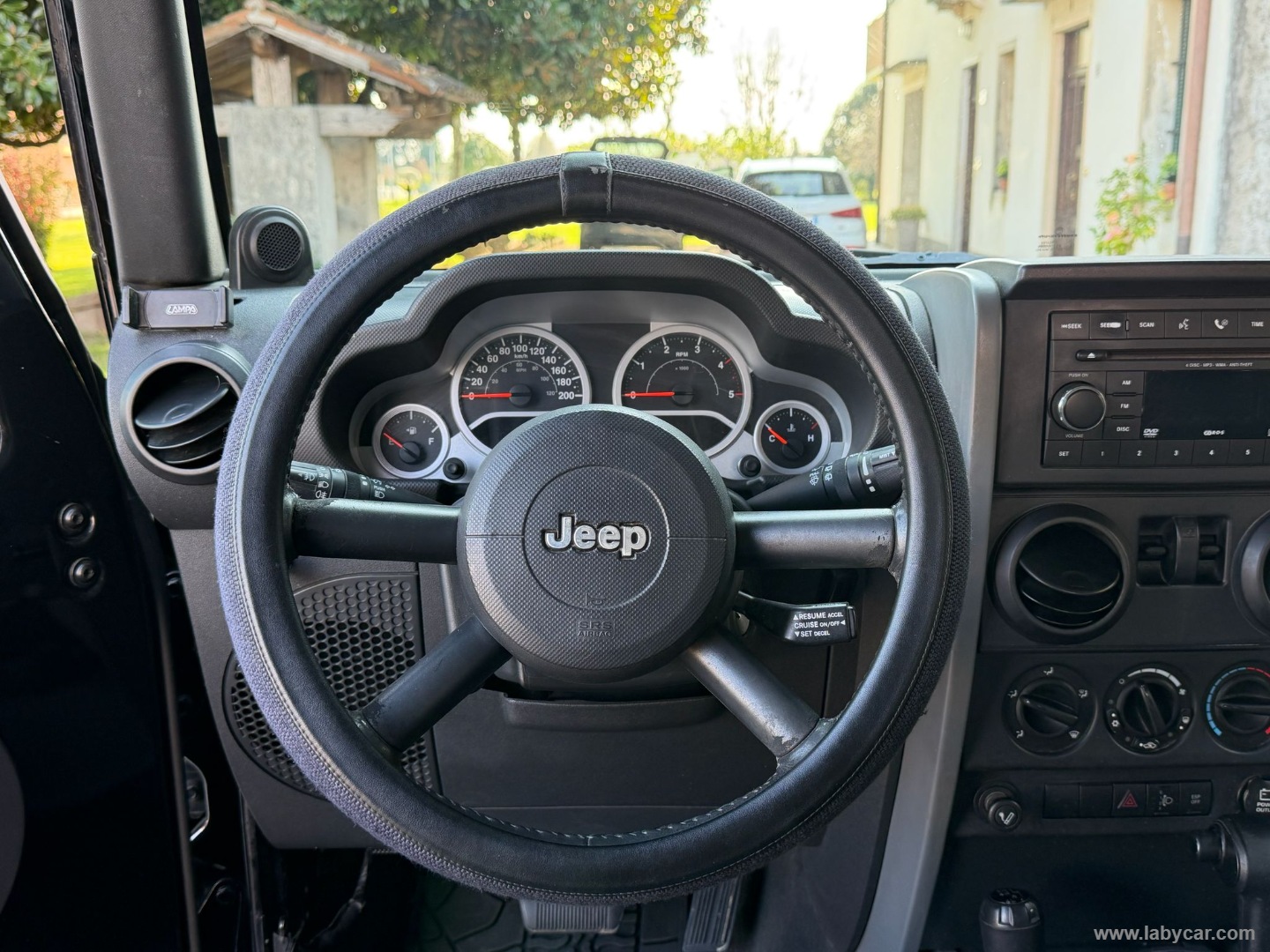Wrangler 2.8 CRD Sahara Auto 4X4–MOTORE NUOVO - immagine 14