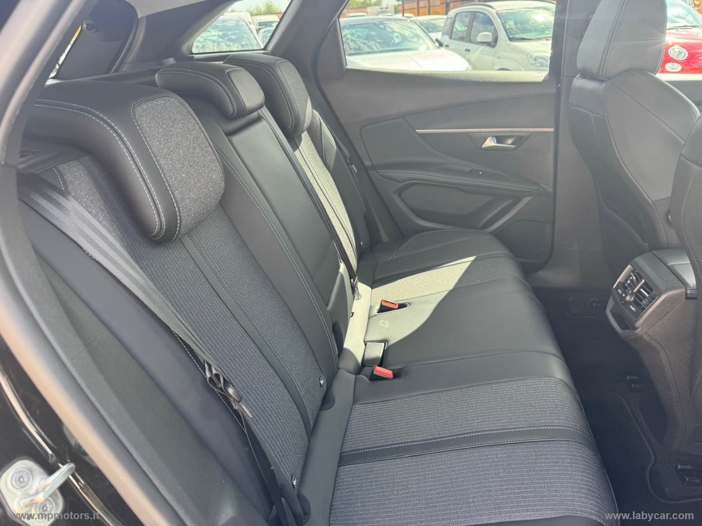 3008 ALLURE 1.5 BlueHDi 130CV S&S - immagine 14