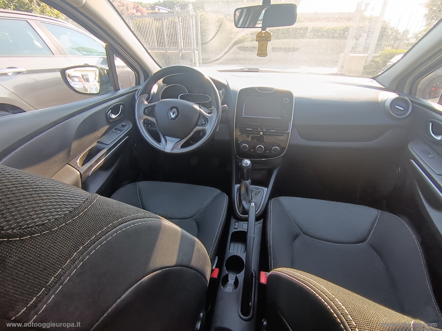 Clio Sporter 0.9 TCe 12V 90 Costume Nat. FINO AL 15/08 P.P. INCLUSO - immagine 14