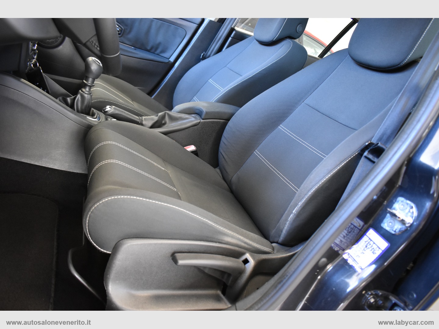 Mégane 1.5 dCi 110 CV SporTour Wave - immagine 14