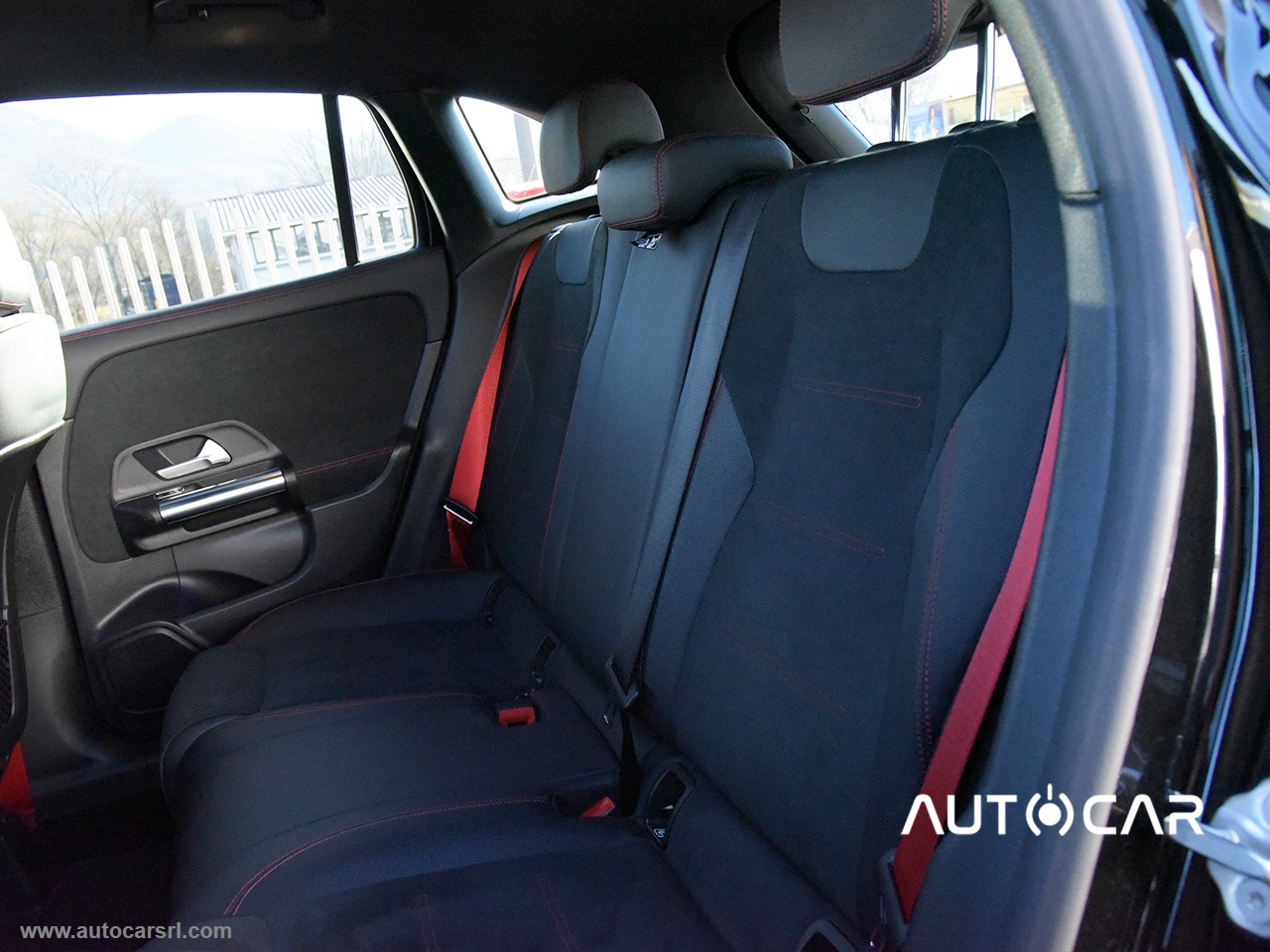 GLA 35 4Matic AMG - immagine 14
