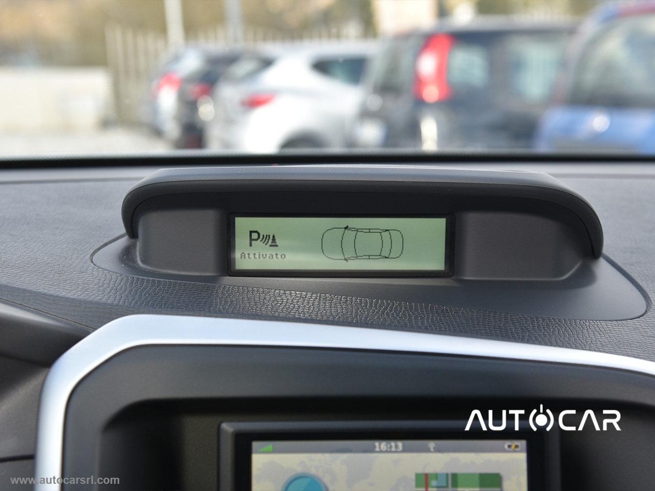 XC60 2.4D D3 AWD Geartronic Momentum - immagine 14