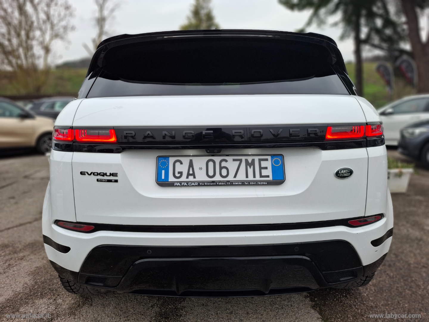RR Evoque 2.0D L.Flw 150 CV R-Dynamic S - immagine 14