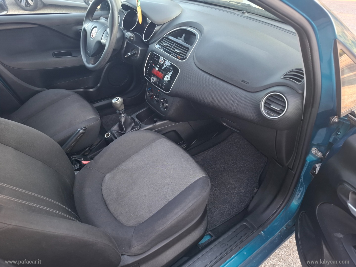 Punto 1.4 8V 5p. Natural Power Lounge - immagine 14