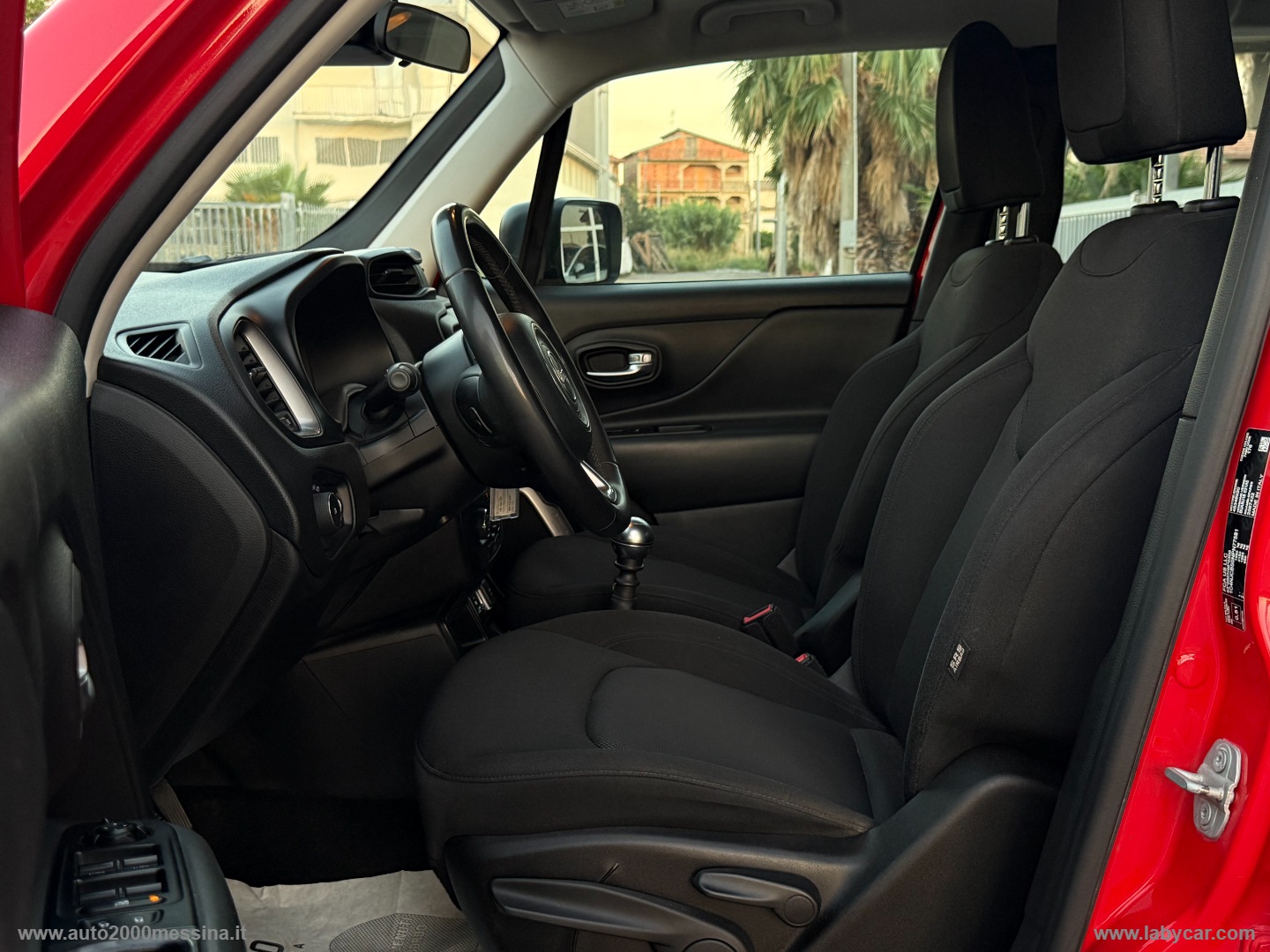 Renegade 1.6 Mjt 130CV Longitude - immagine 14