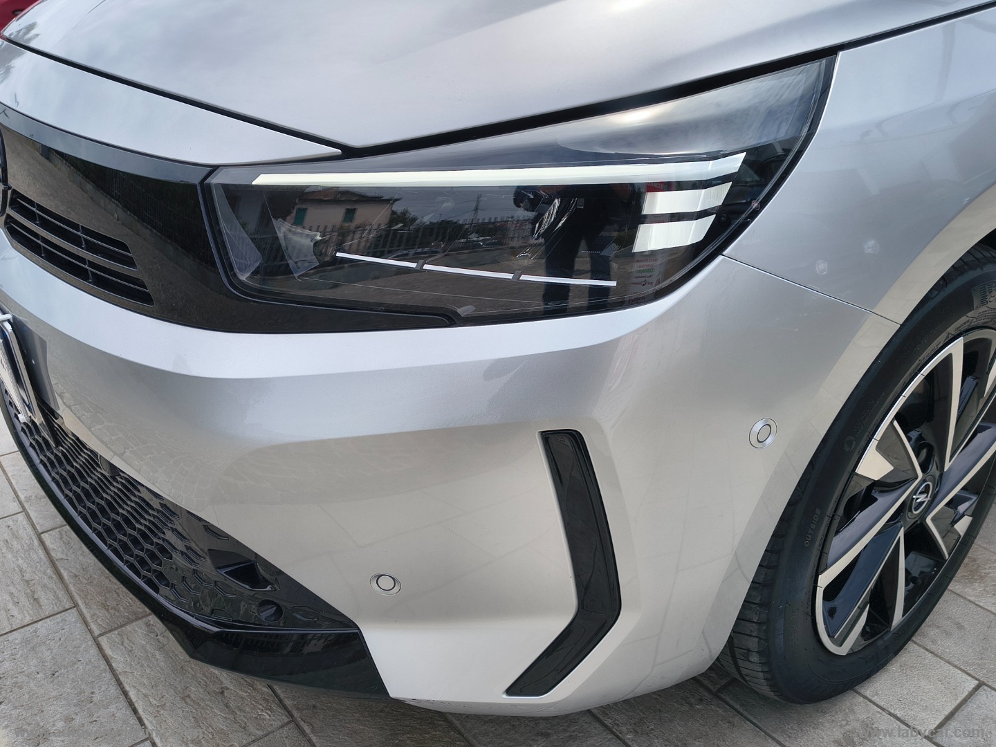 Corsa Hybrid 100 CV aut. GS - immagine 14