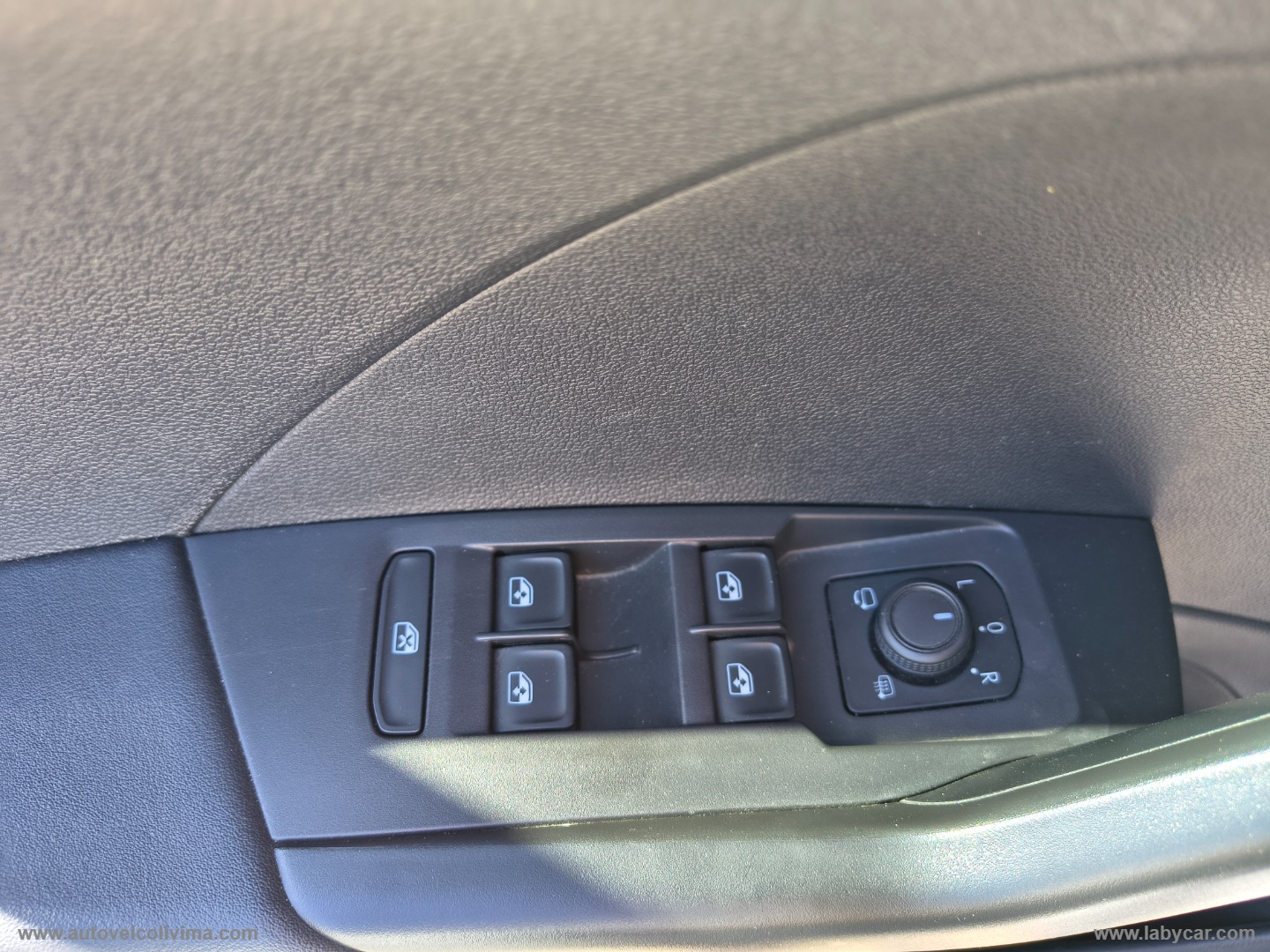 T-Cross 1.0 TSI 110 CV Advanced - immagine 14