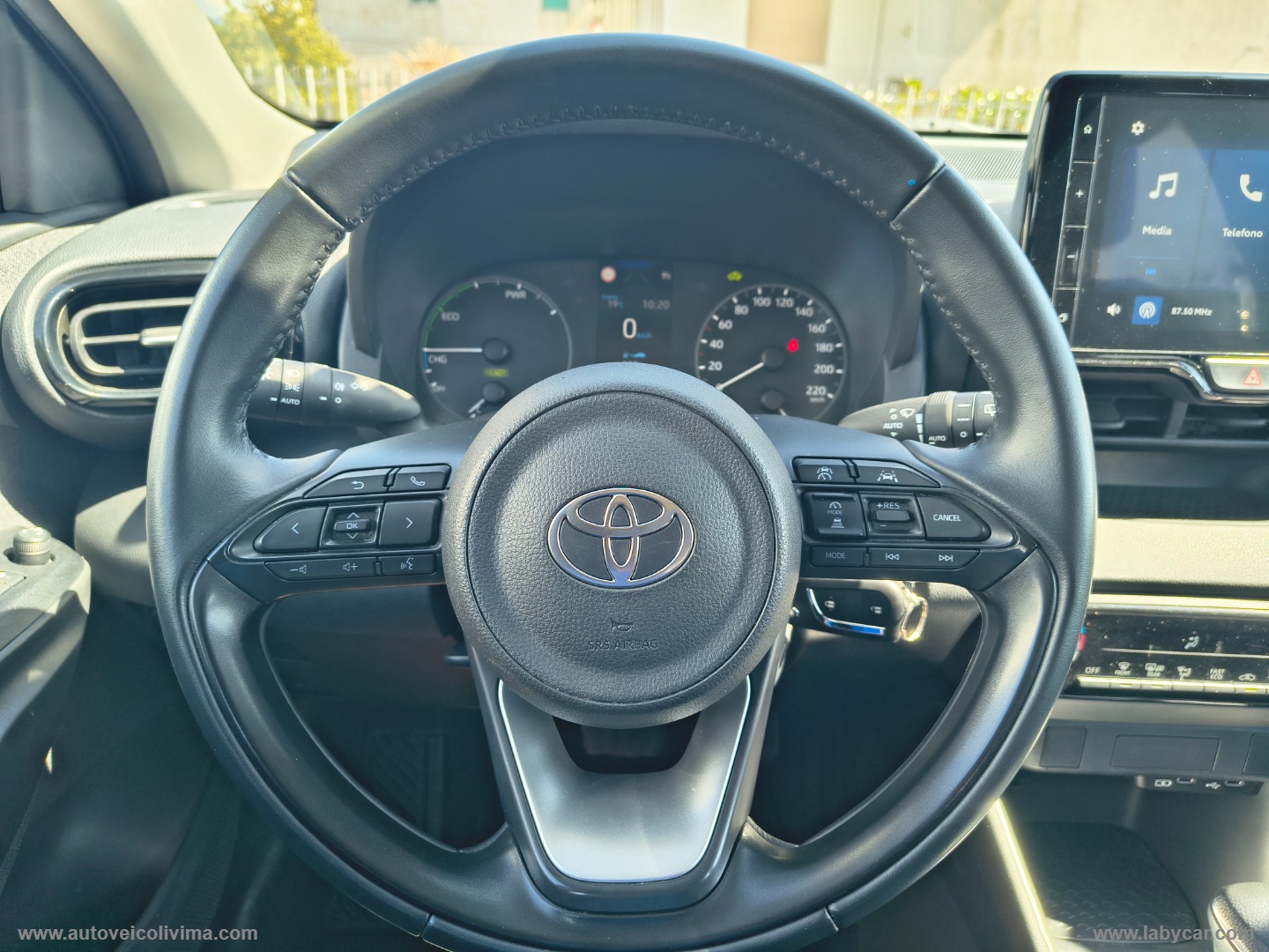 Yaris 1.5 Hybrid 5p. Active - immagine 14