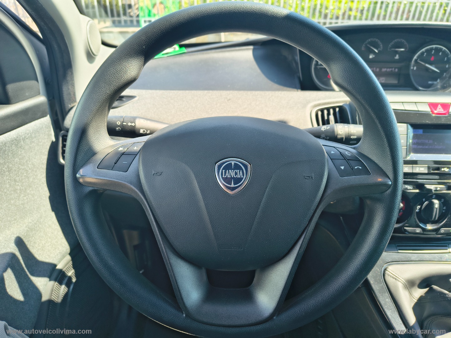 Ypsilon 1.2 69 CV 5p. S&S Elefantino Blu - immagine 14