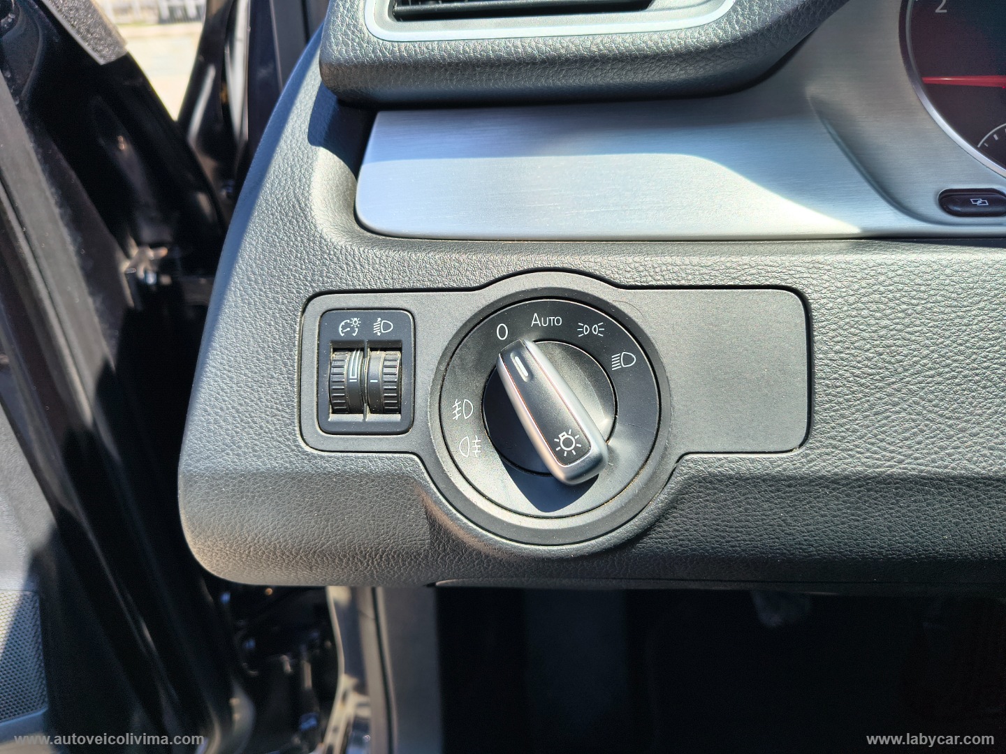 Passat Var. 2.0 TDI Highline BlueM.Tech - immagine 14
