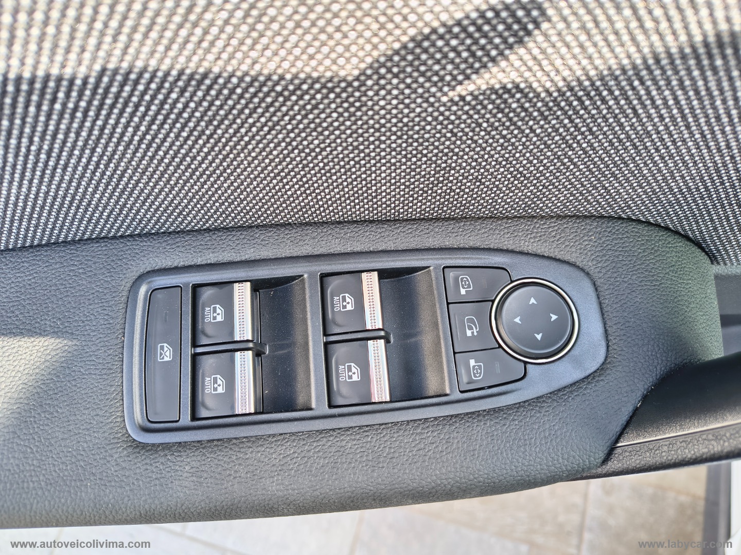 Captur Eco-G 120 CV Techno KM 0 ITALIA - immagine 14