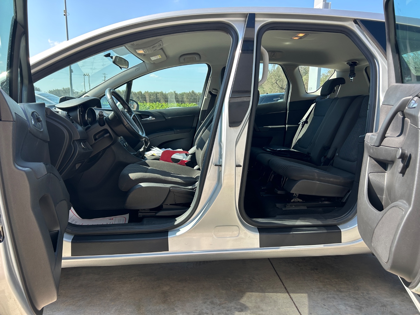 Meriva 1.4 T 120 CV GPL Tech Cosmo - immagine 14