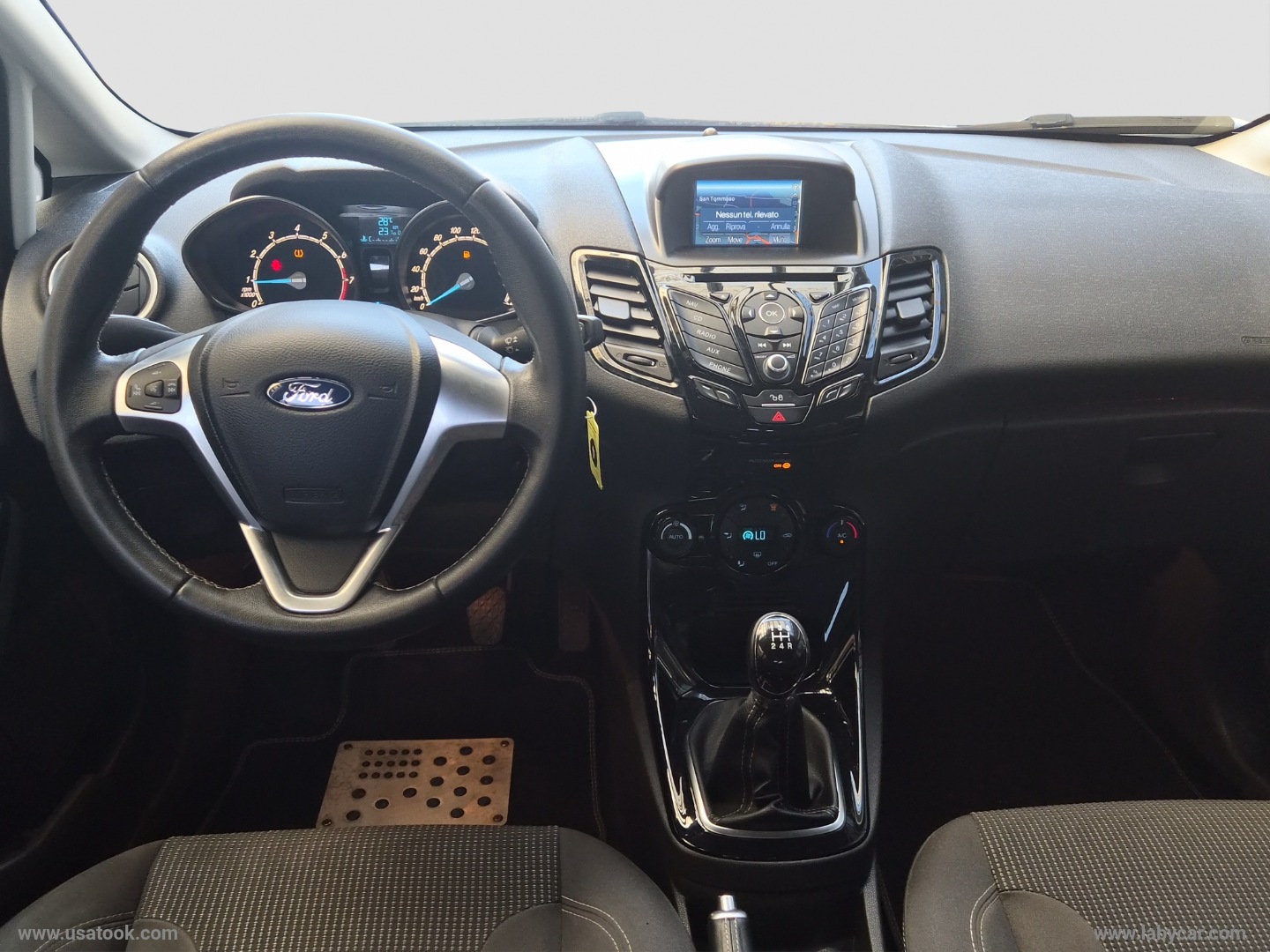 Fiesta 1.0 EcoB. 100CV 5p. Bl.&White Ed. ADATTA ANCHE A NEOPATENTATI - immagine 14