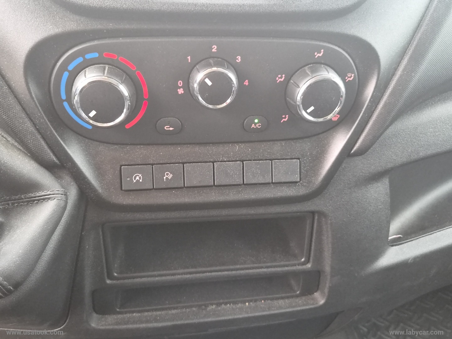 Daily 35S14HV 2.3 HPT PM-TM Furg. IVECO DAILY PASSO MEDIO TETTO ALTO - immagine 14