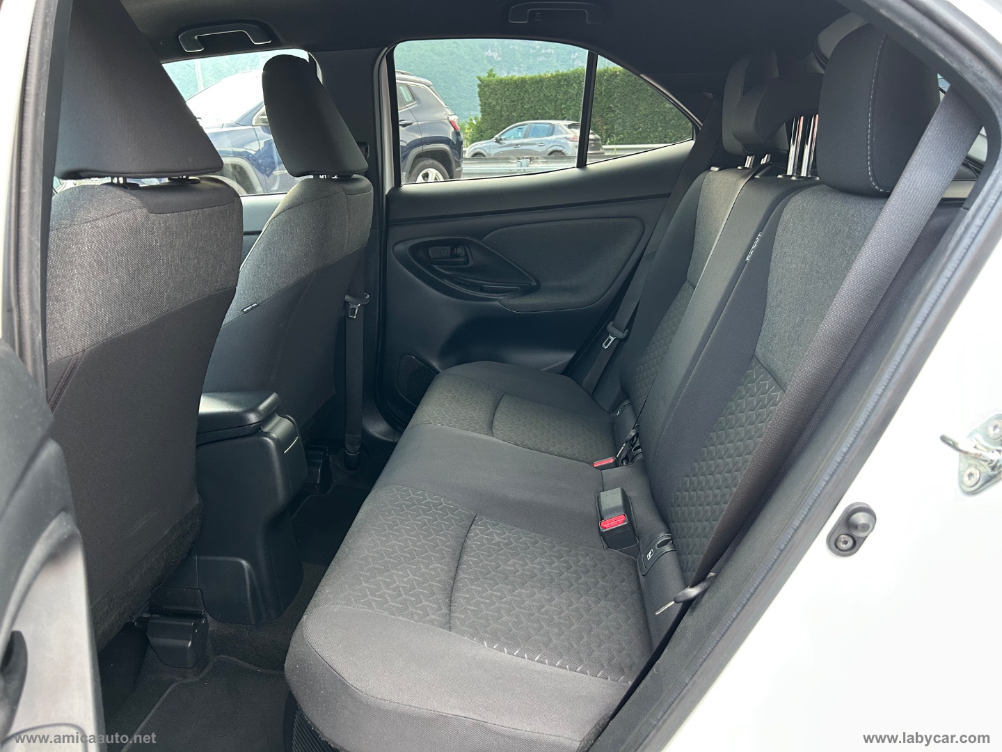 Yaris Cross 1.5 Hyb. 5p. E-CVT AWD Trend - immagine 14