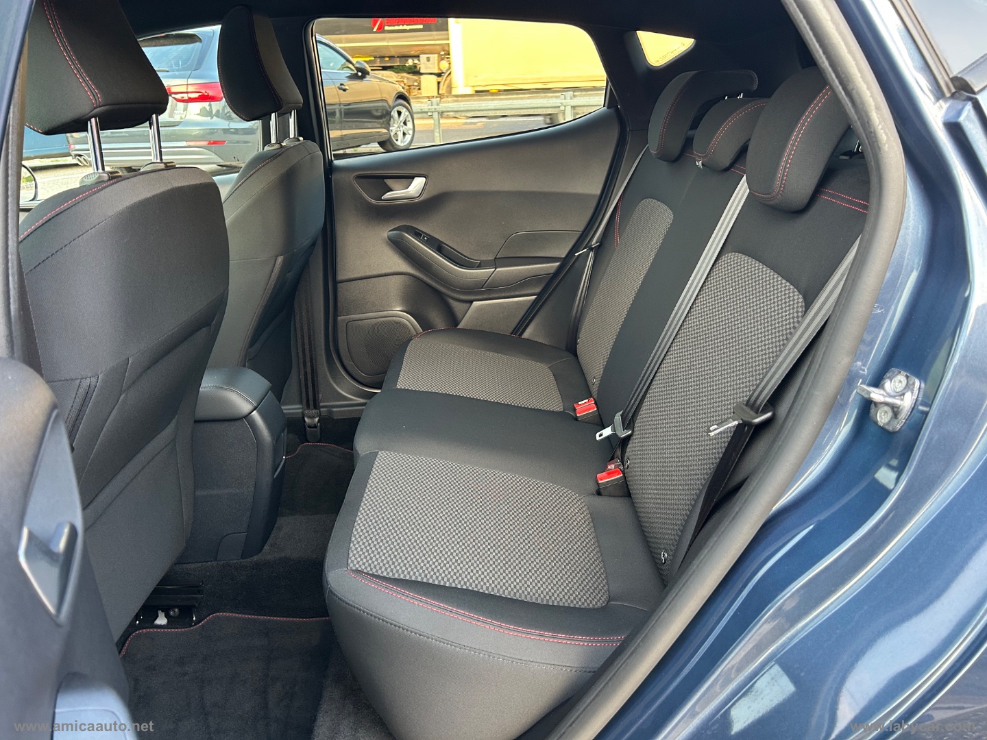 Fiesta 1.5 EcoBlue 5p. ST-Line - immagine 14