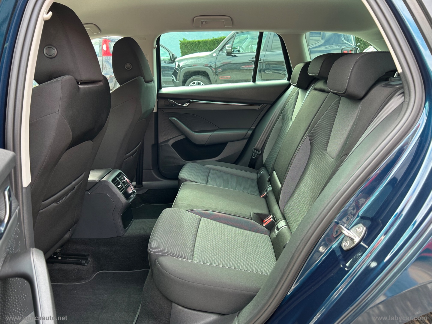 Octavia 2.0 TDI EVO SCR DSG Wagon Exec. - immagine 14