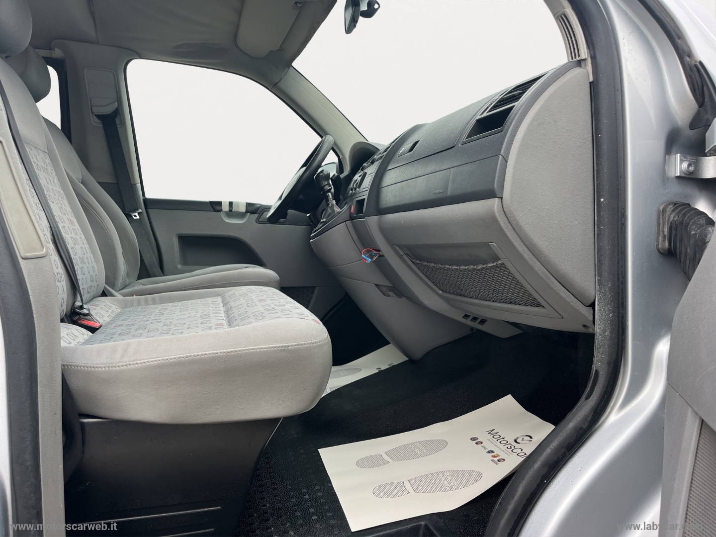 Transporter 1.9 TDI 102CV PC Kombi - immagine 14