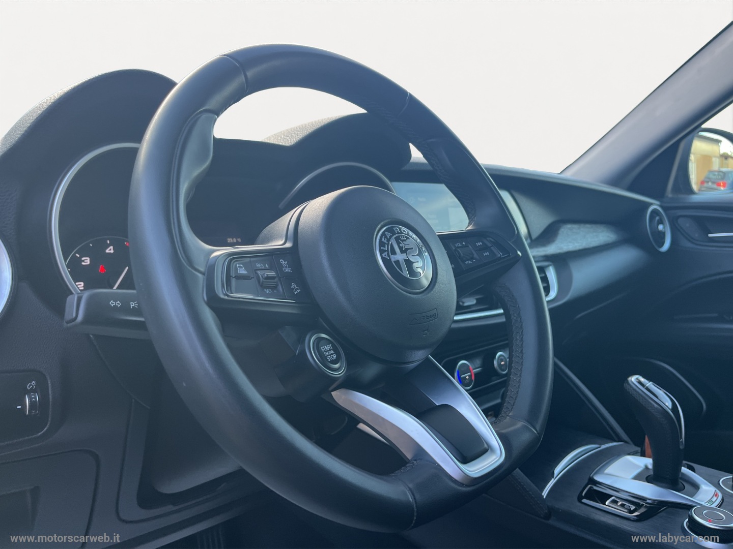 Stelvio 2.2 T.diesel 190 CV AT8 Q4 Bus. - immagine 14