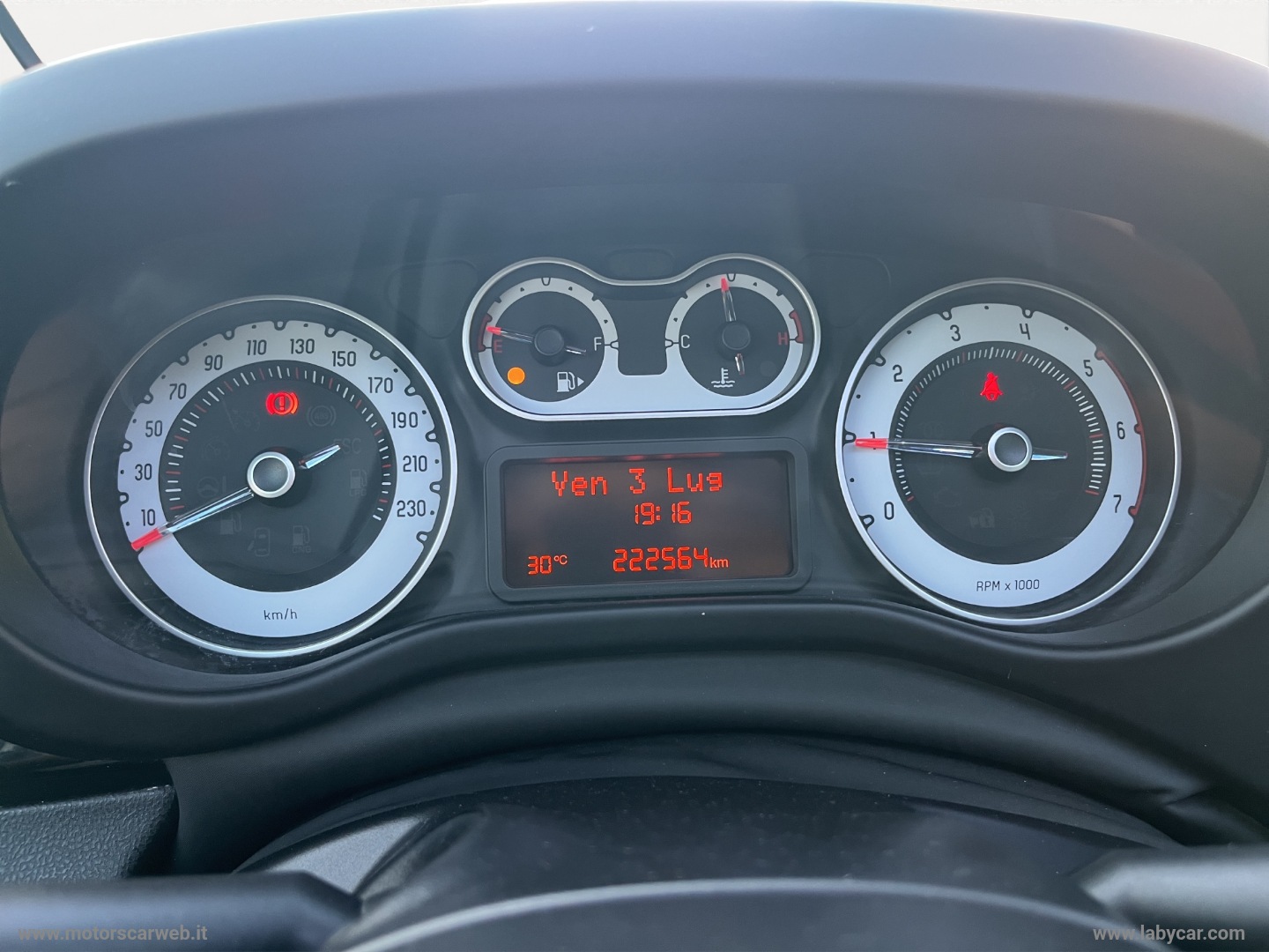 500L 1.6 MJT 120 CV Trekking - immagine 14