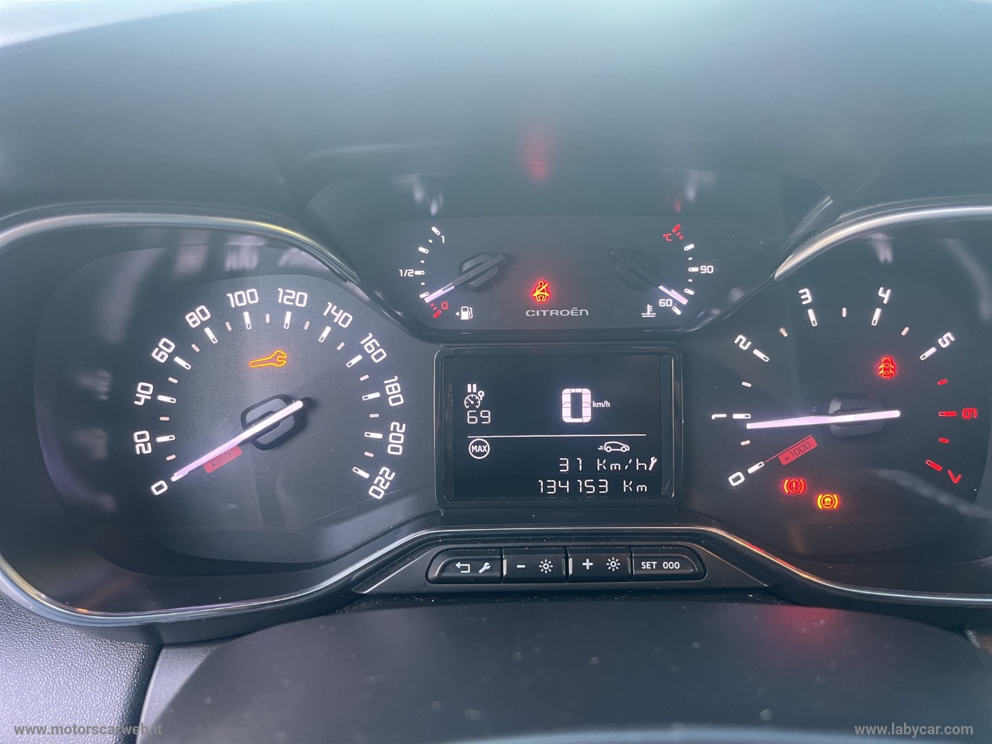 C3 Aircross BlueHDi 100 S&S Shine - immagine 14