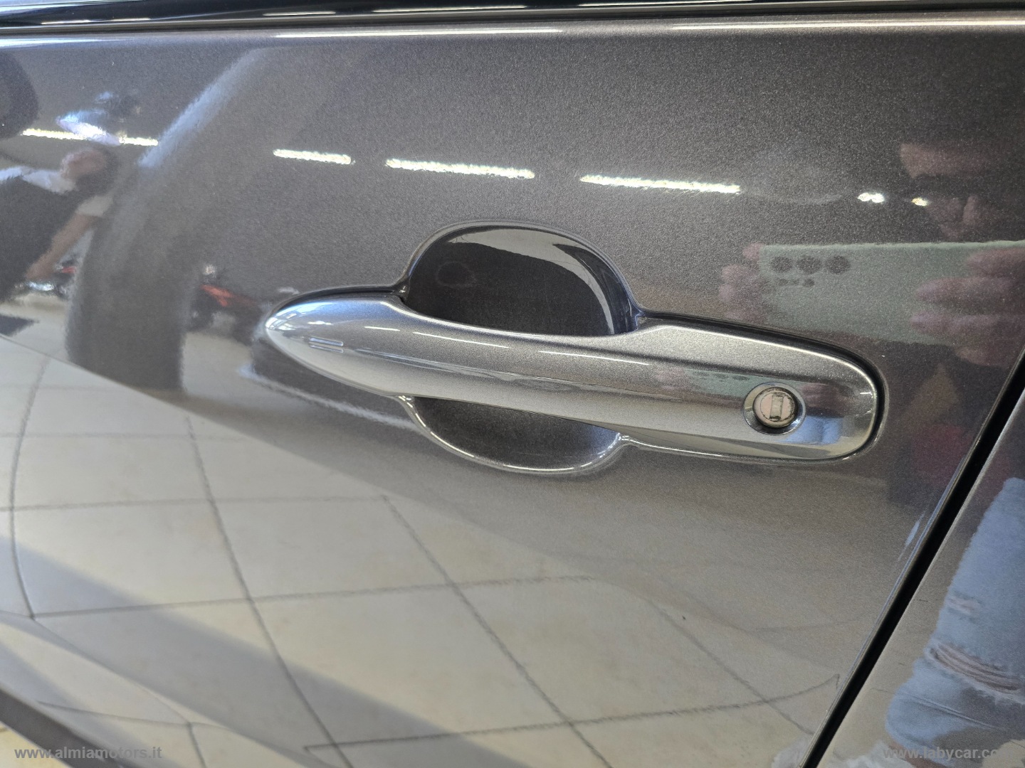 Yaris 1.5 Hybrid 5p. Lounge - immagine 14