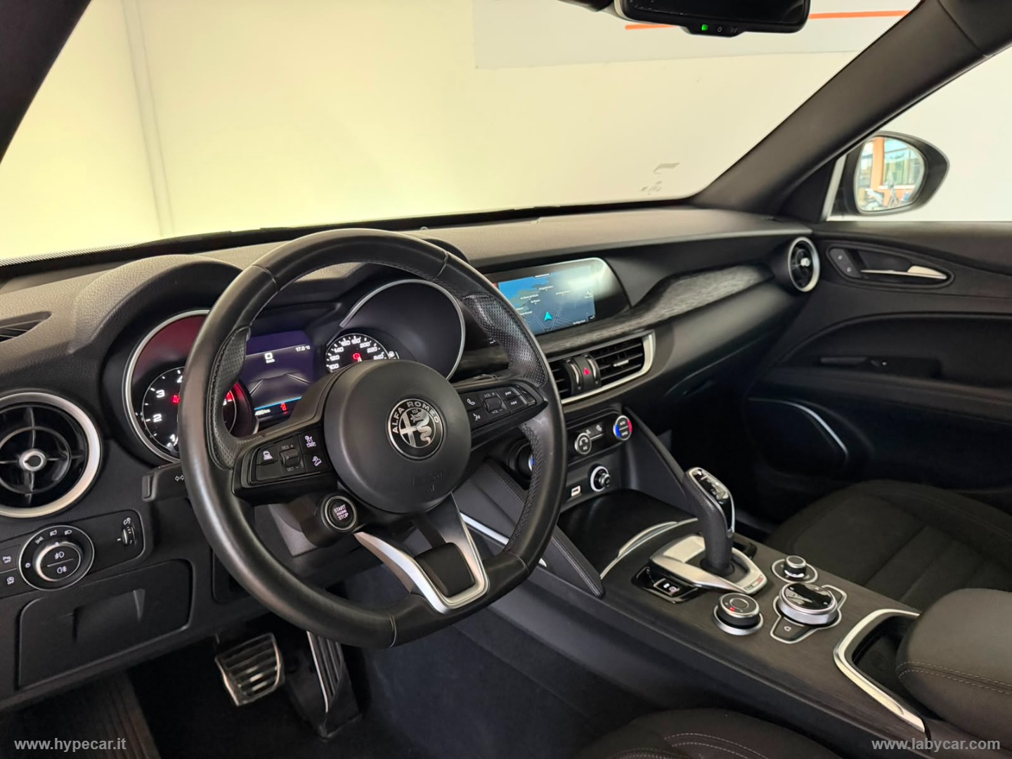 Stelvio 2.2 T.d. 190 CV AT8 Q4 Sup. Bus. - immagine 14