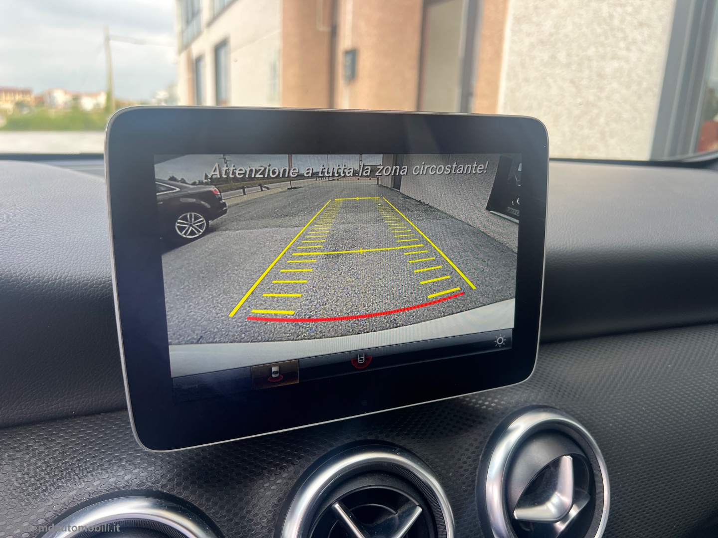 A 180 d Premium PACK AMG - immagine 14