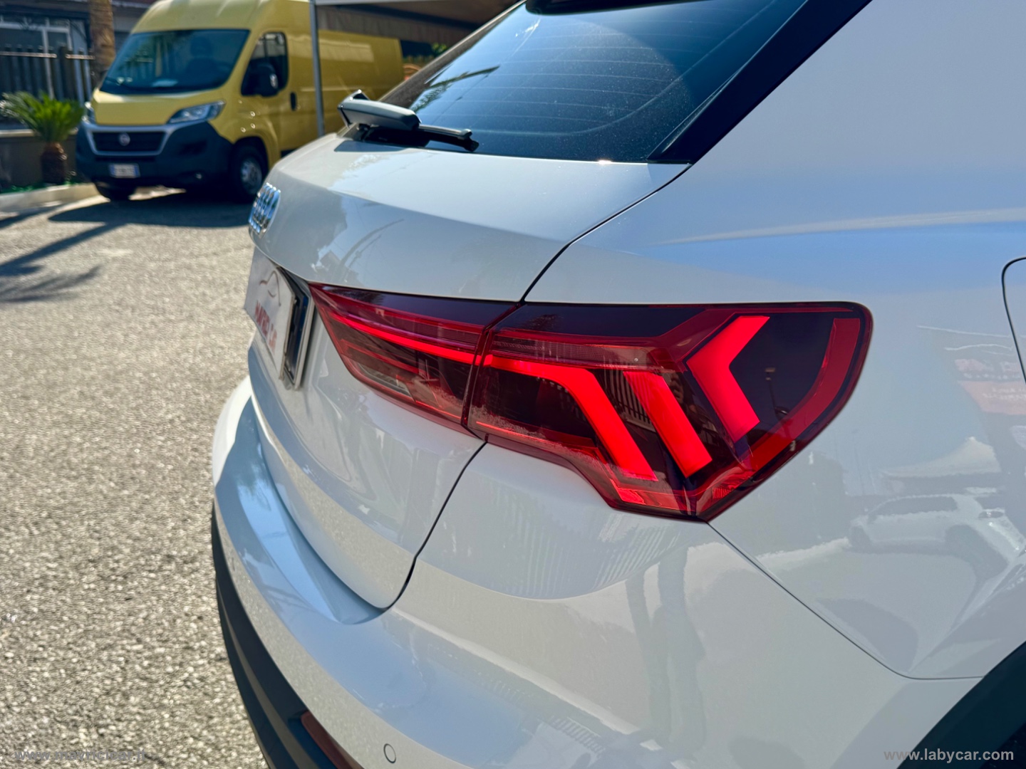 Q3 35 TDI S tronic - immagine 14