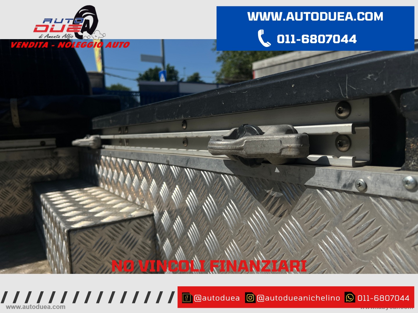 Navara 2.5 dCi 4WD Double Cab Sport - immagine 14