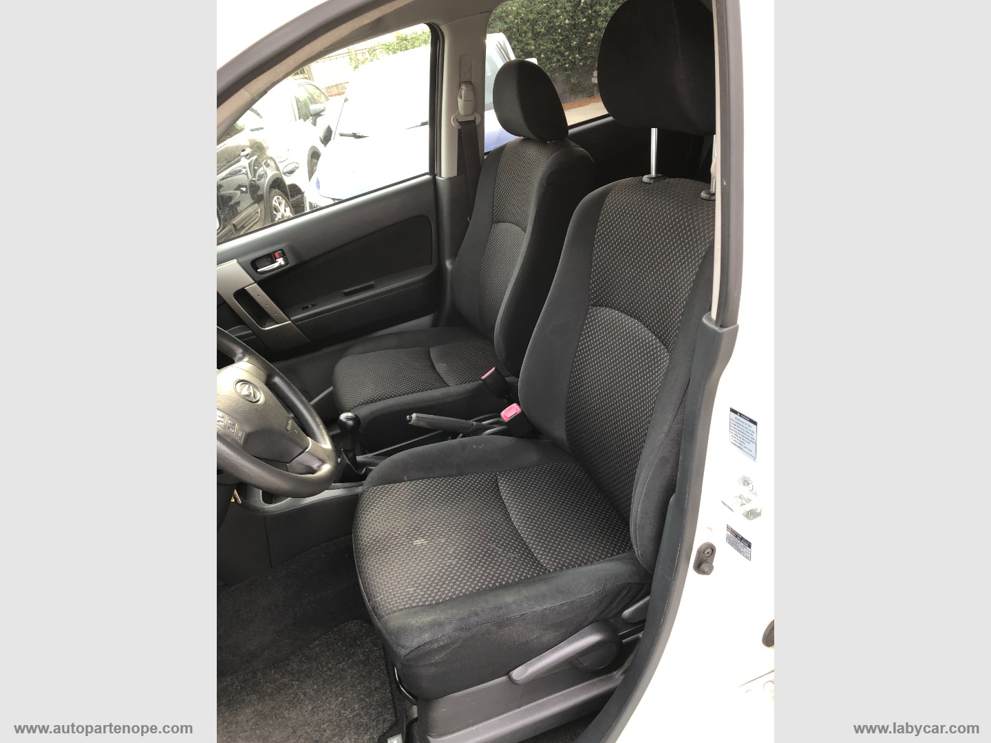 Terios 1.5 4WD B Easy Green Powered - immagine 14