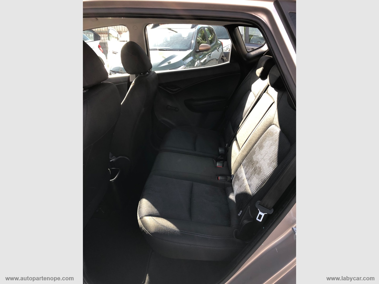 ix20 1.4 90 CV Econext Comfort - immagine 14