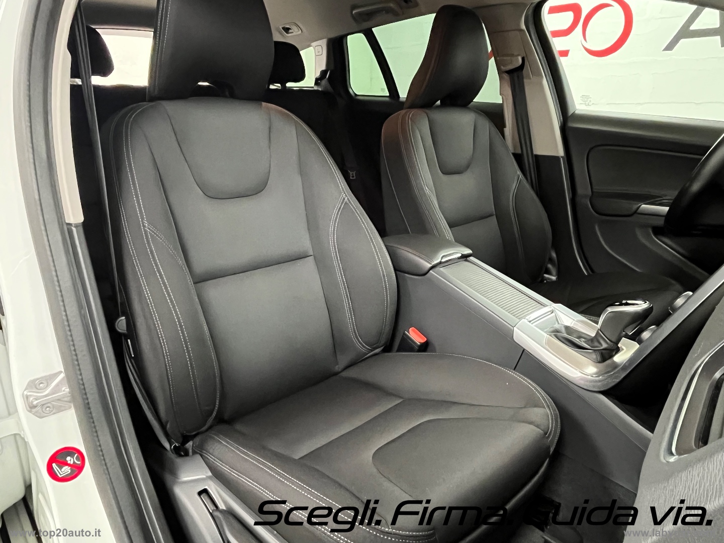 V60 Cross Country D3 Geartronic Momentum - immagine 14