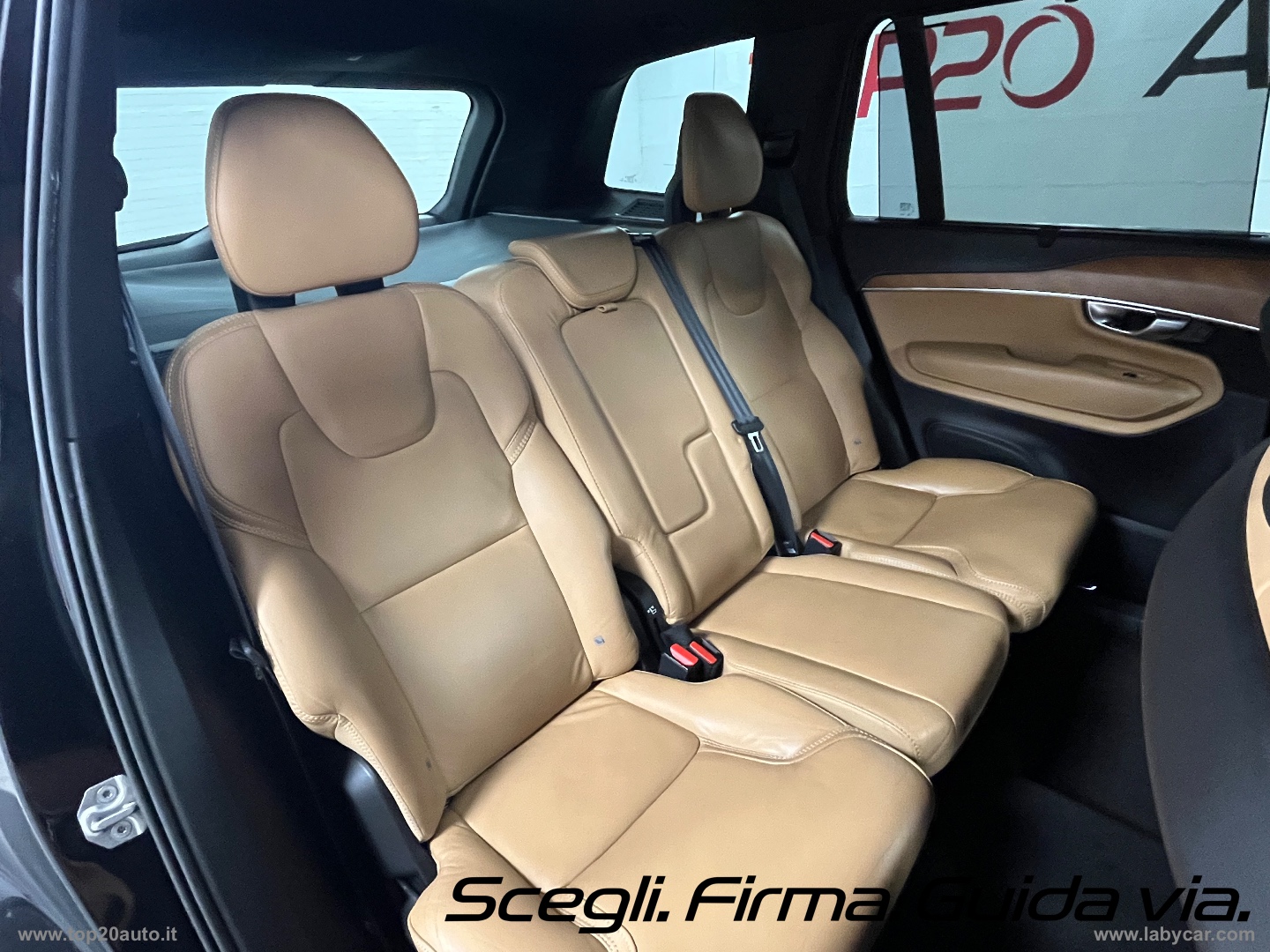 XC90 D5 AWD Geartronic Inscription|TOTAL BLACK|PELLE TOTALE - immagine 14
