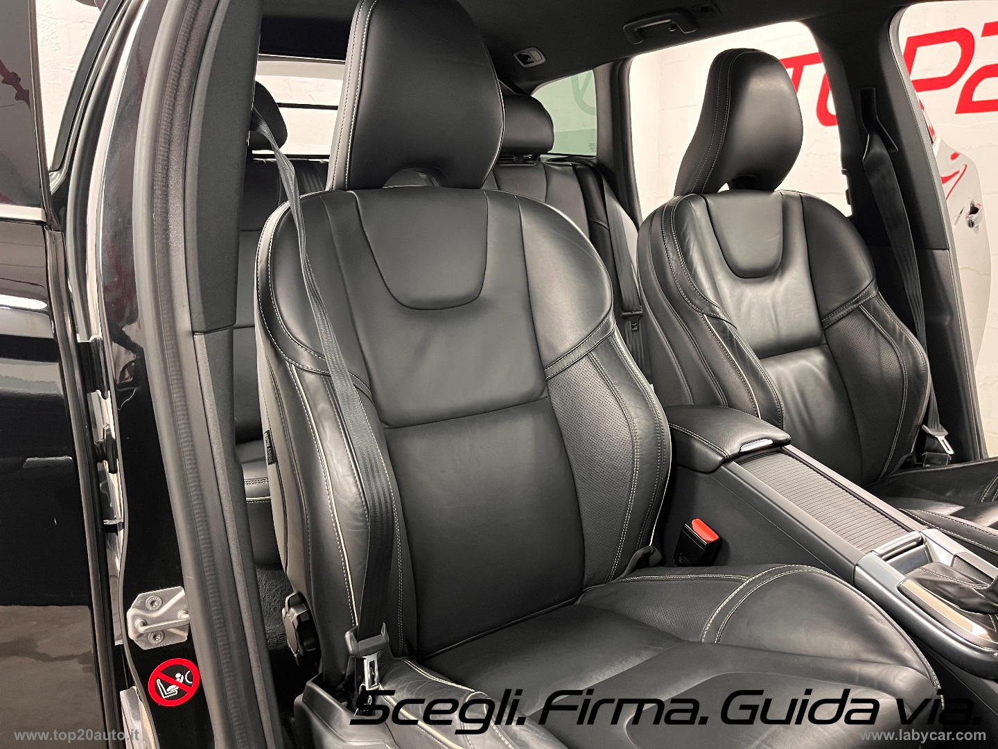 XC60 2.4 D4 4X4 AUTOMATICA R-DESIGN - immagine 14