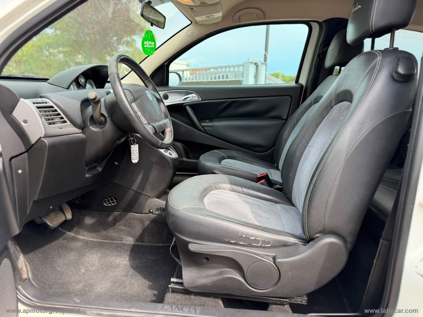 Ypsilon 1.4 16V Platino AUTOMATICA - immagine 14