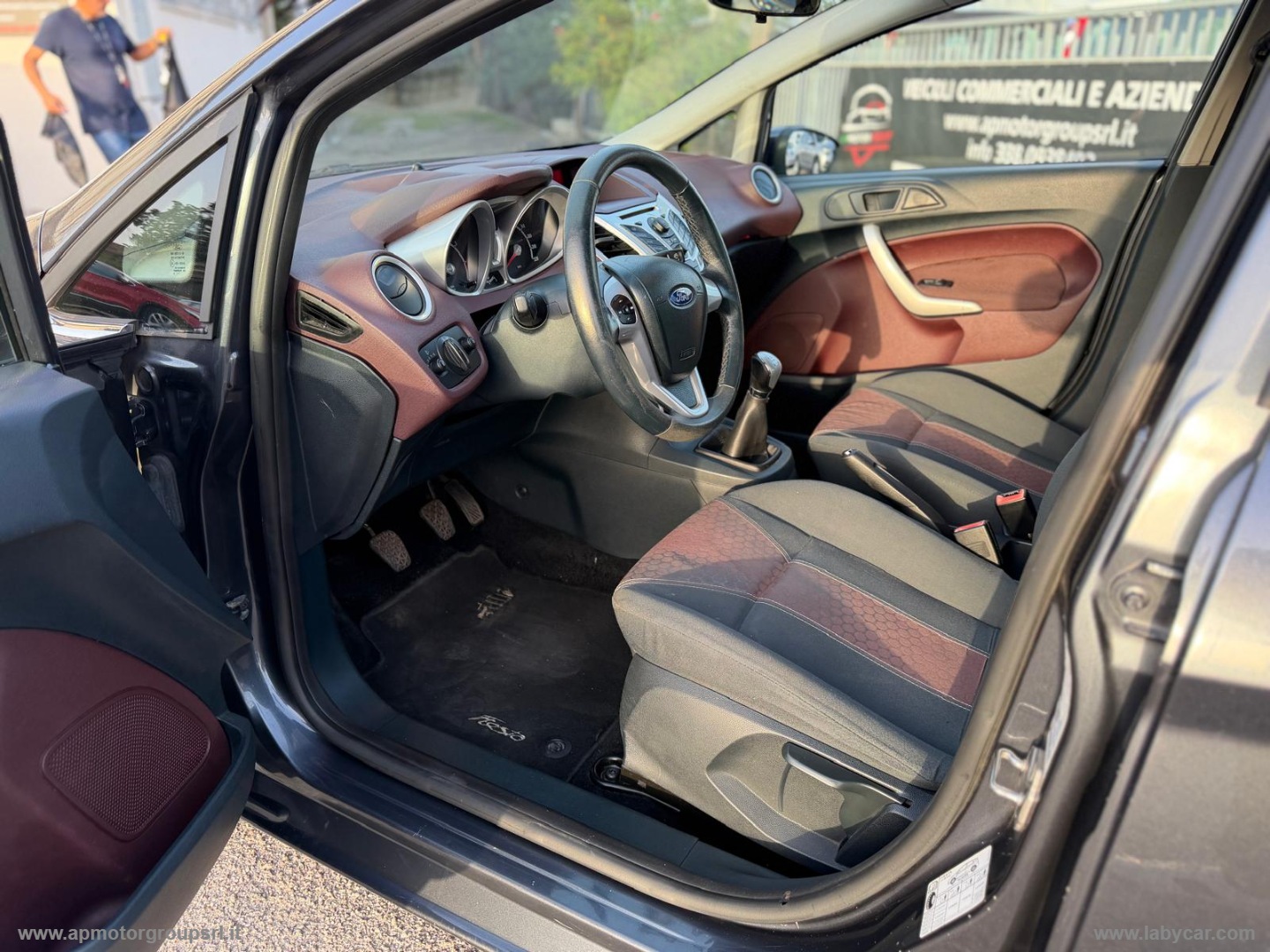 Fiesta 1.2 16V 5p. Titanium - immagine 14