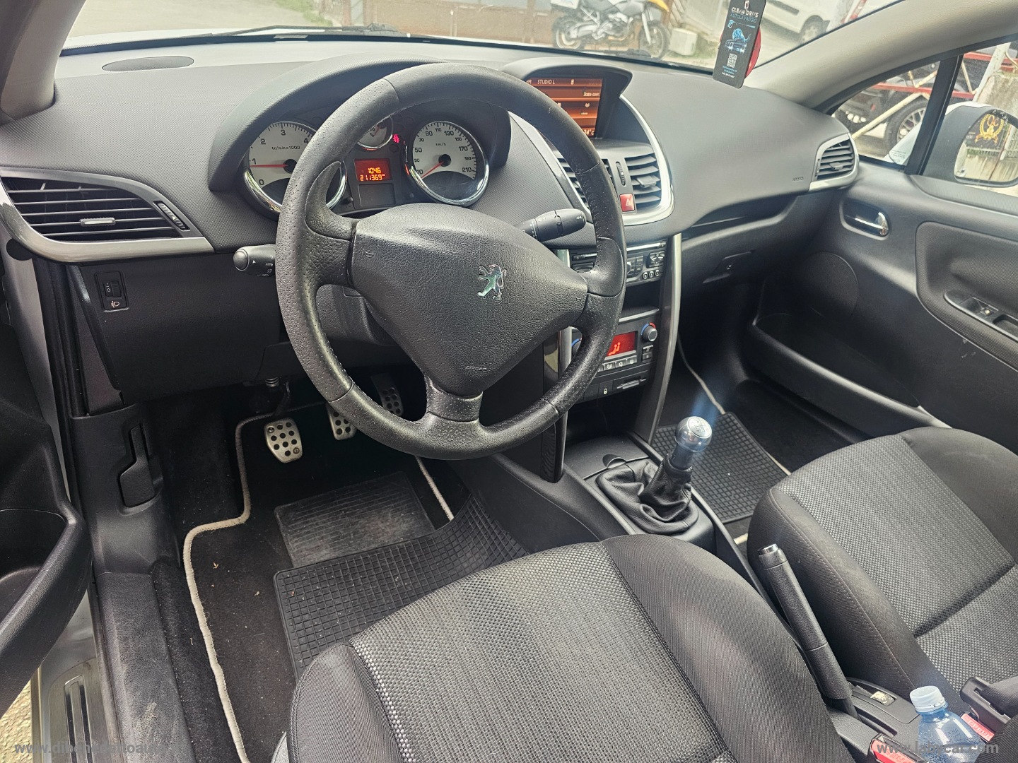 207 1.6 8V HDi 112 CV CC Tecno - immagine 14