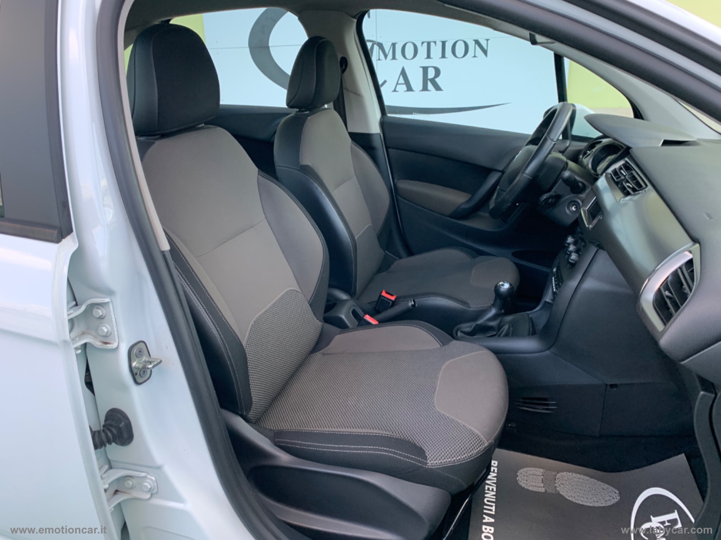 C3 1.4 HDi 70 Exclusive - 2014 - immagine 14