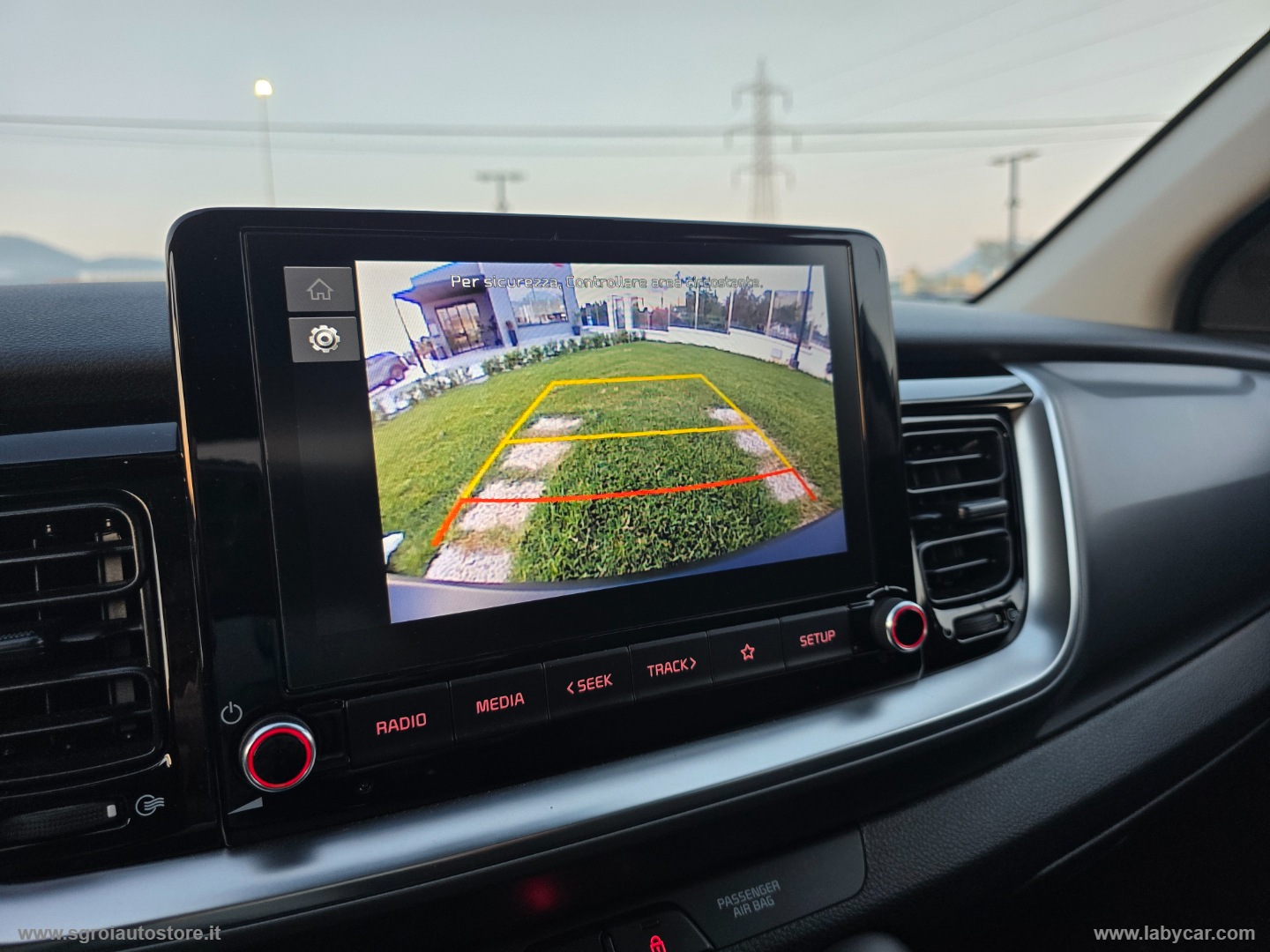Stonic 1.0 T-GDi 100 CV MHEV iMT Style - immagine 14