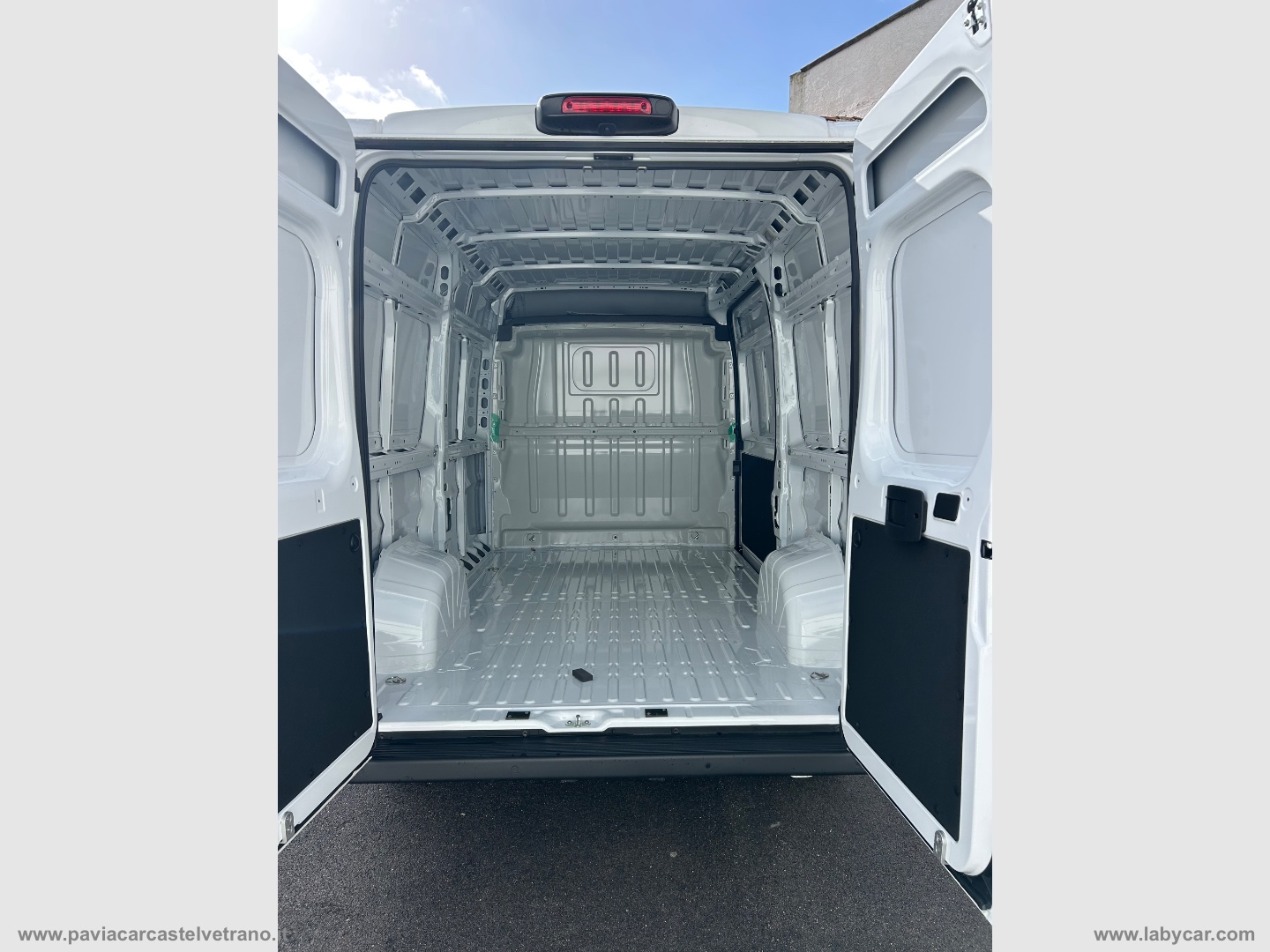 Boxer 335 BlueHDi 140 PLM 4p.Furg.Onni. KM/0 - immagine 14