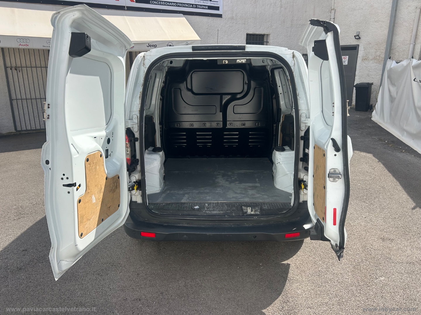Transit Courier 1.5 TDCi 75CV Van Trend - immagine 14