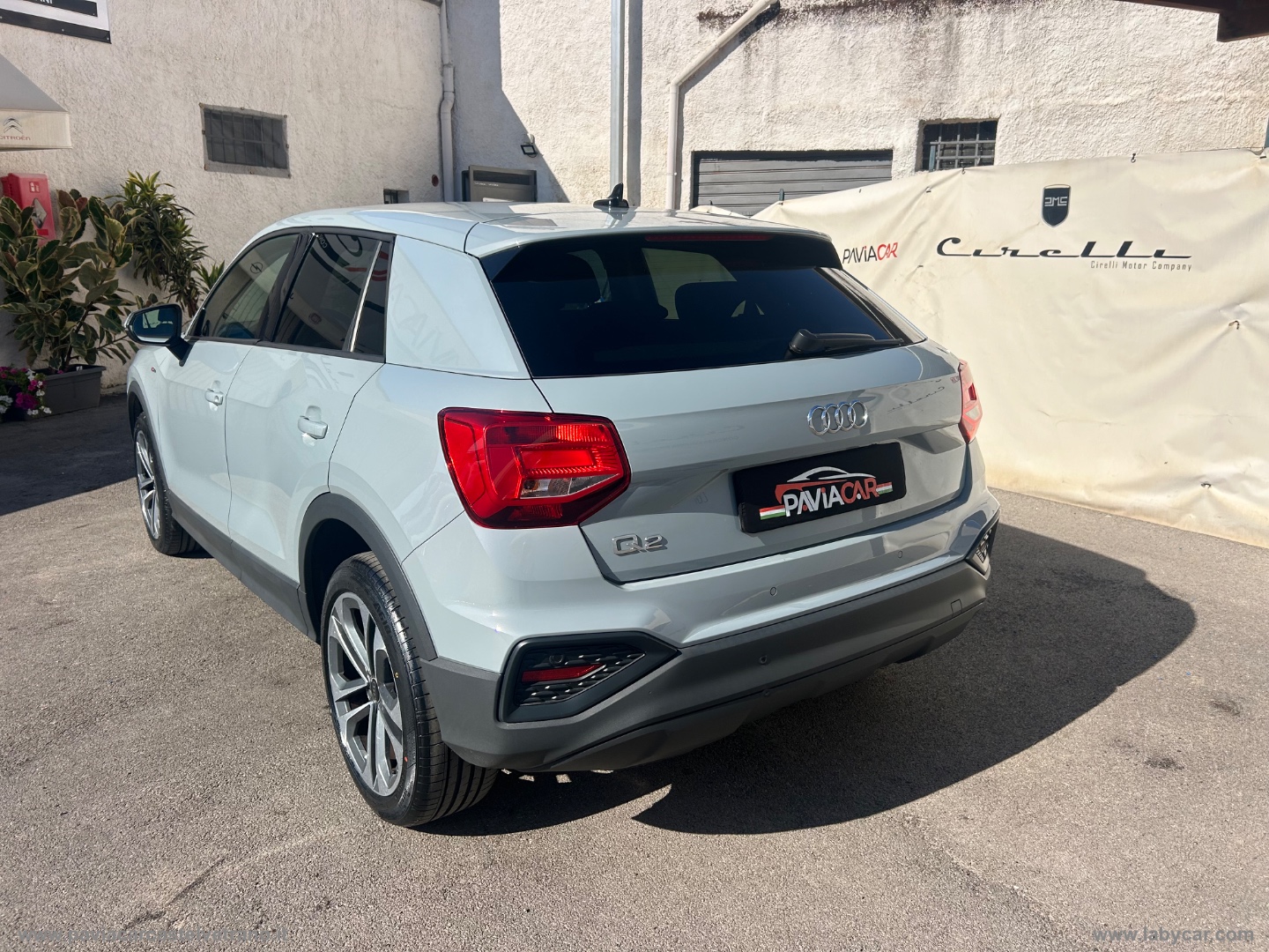 Q2 30 TDI S tronic Identity Black - immagine 14