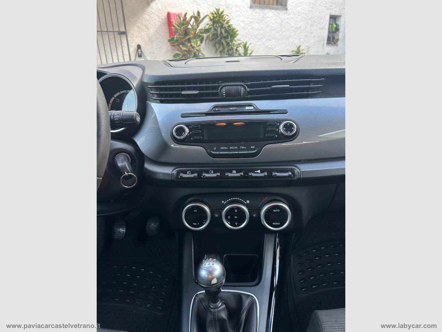 Giulietta 1.6 JTDm-2 105 CV Exclusive - immagine 14