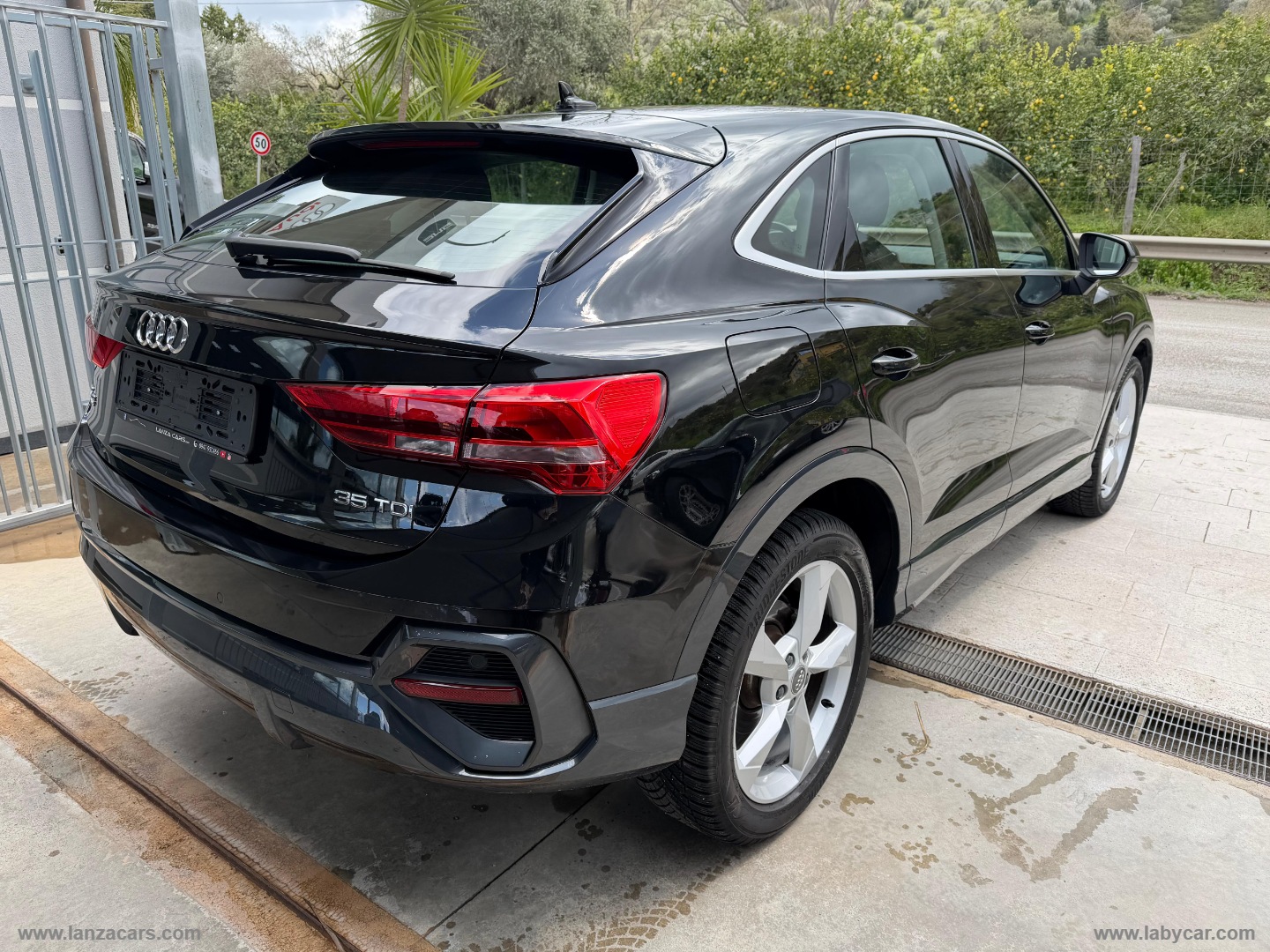 Q3 SPB 35 TDI Business Plus - immagine 14