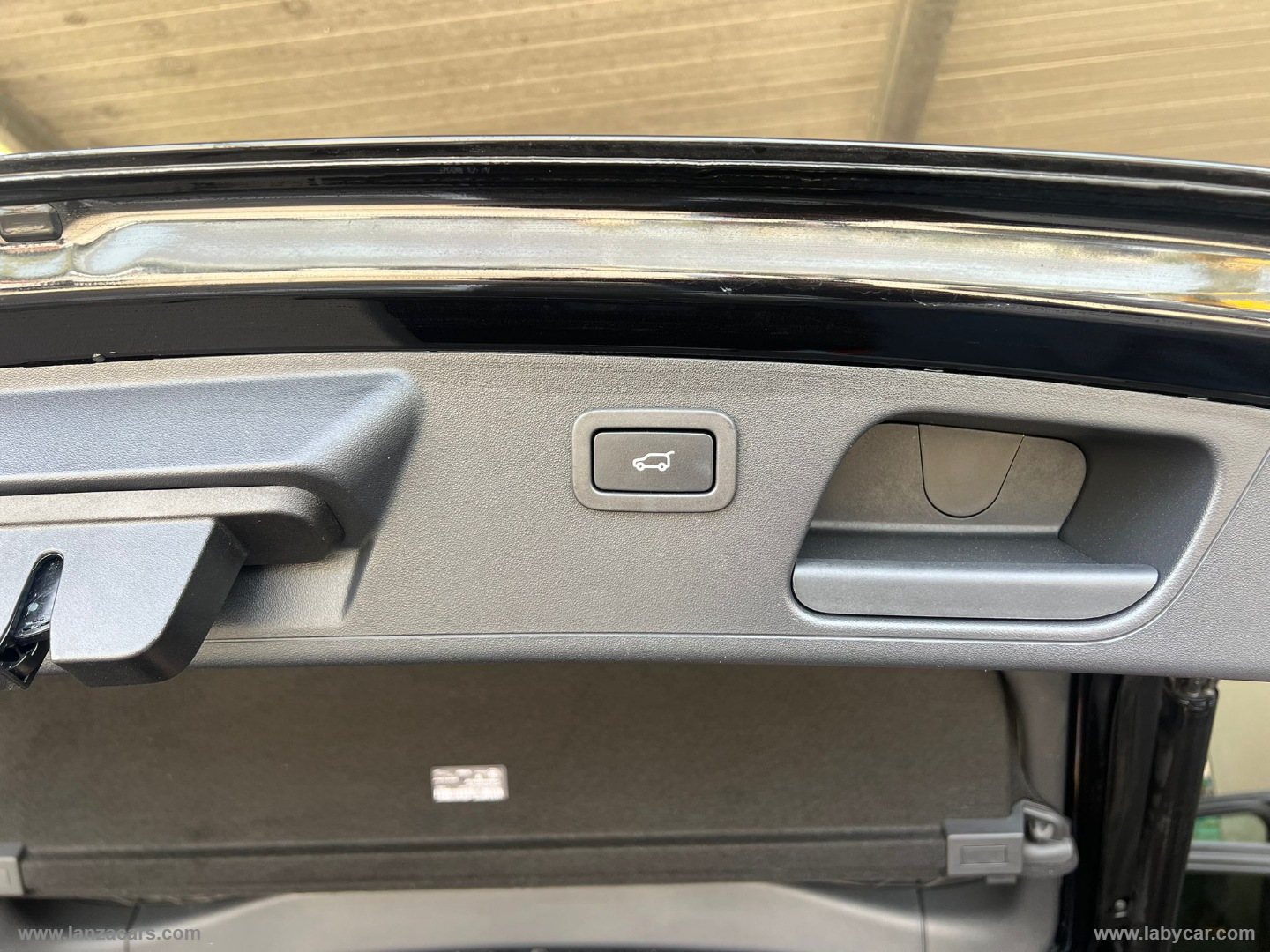 E-Pace 2.0D I4 163 CV - immagine 14