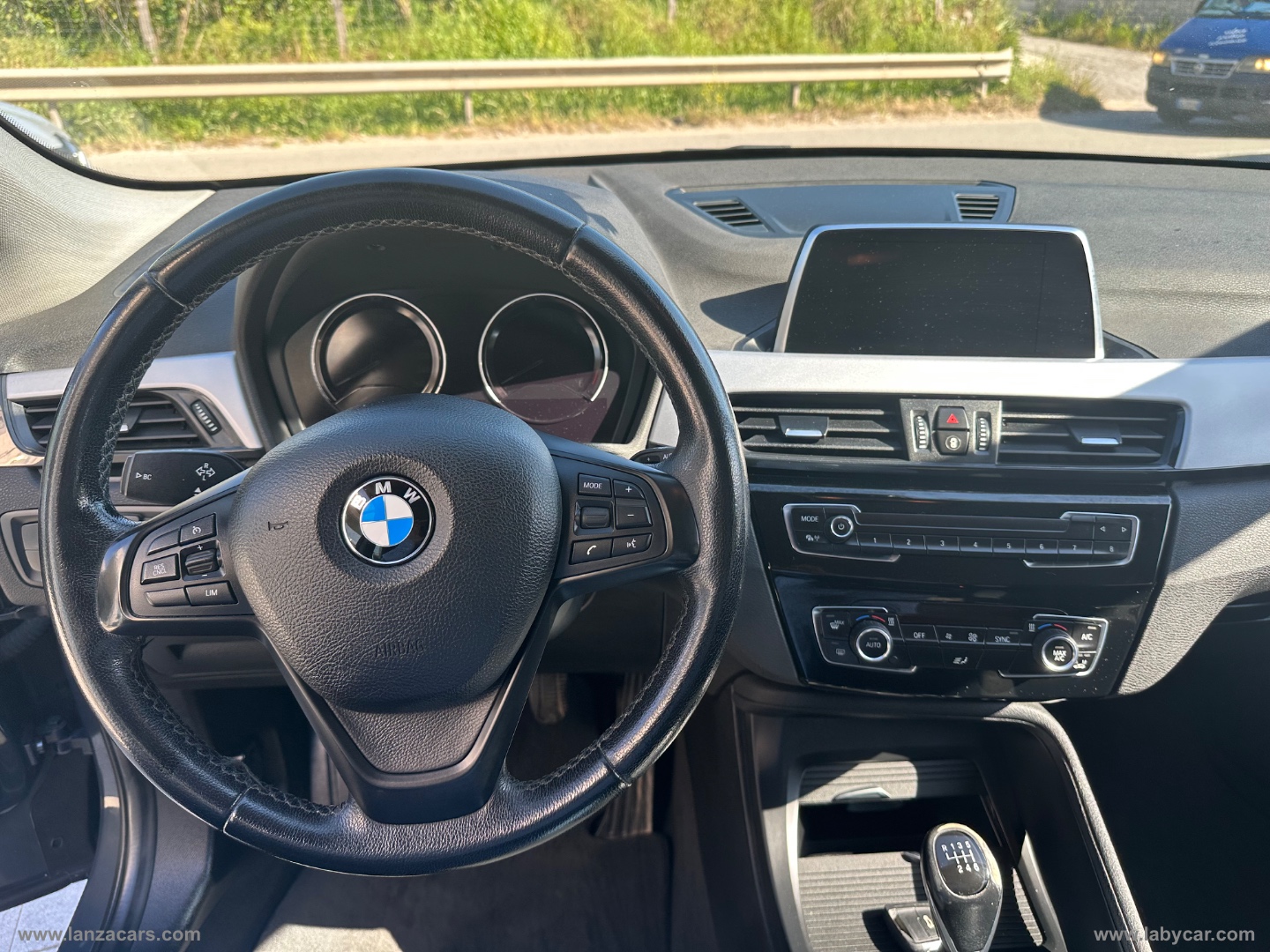 X1 sDrive18d Advantage - immagine 14